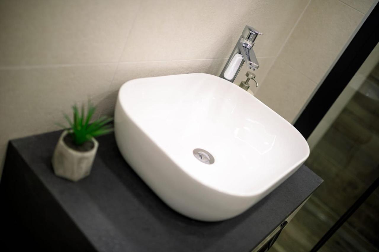 Studio Apartman Leon, Gajeva 7 Zagreb Exteriör bild
